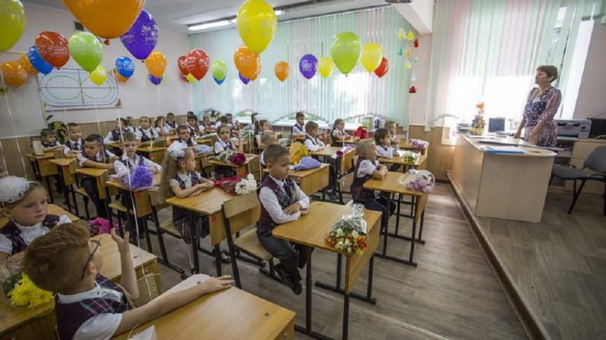 Начало учебного года в Приморье планируют перенести
