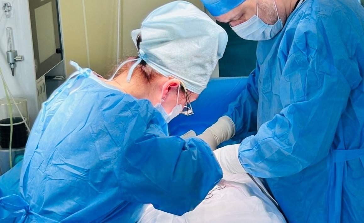 Неожиданность обнаружили врачи Тысячекойки внутри пациента во время удаления аппендицита 