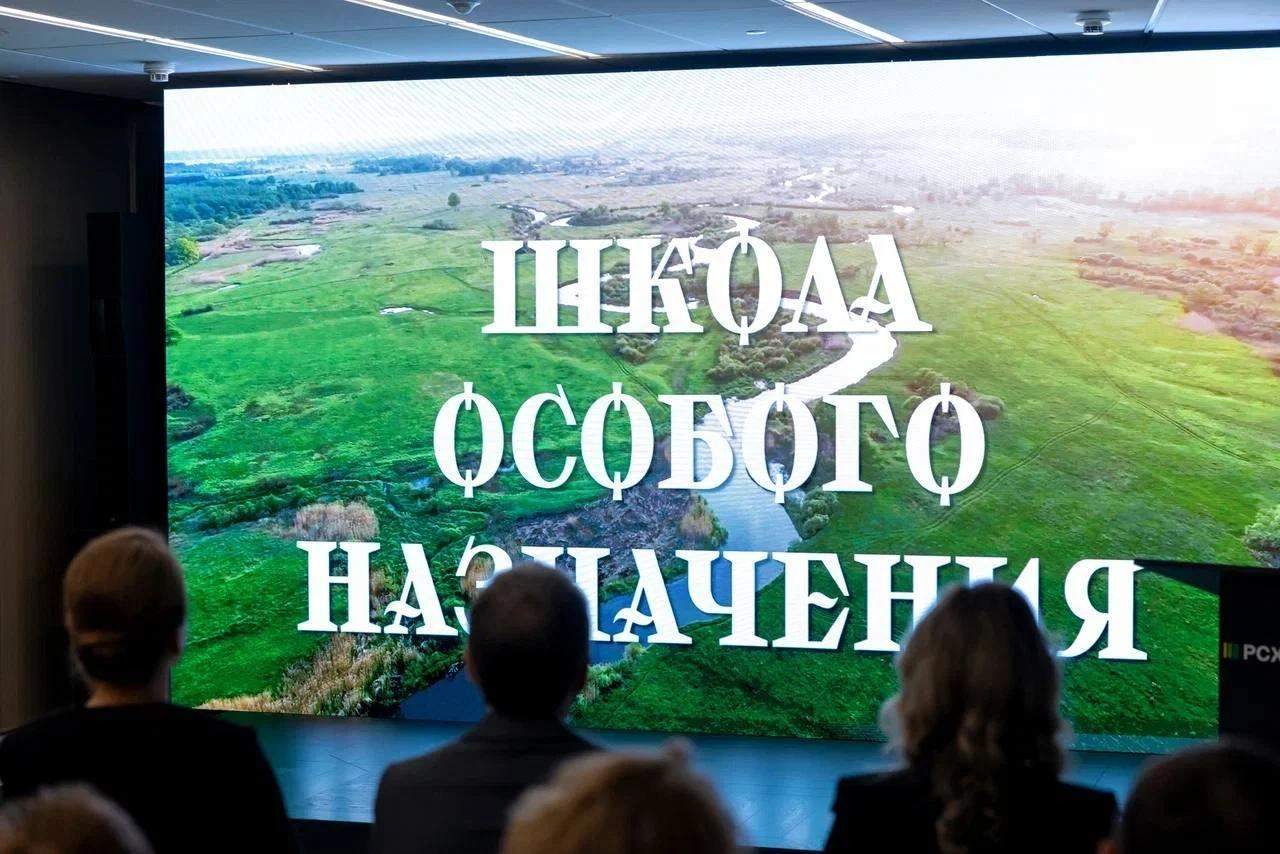 Ветераны СВО из Приморья осваивают фермерское дело благодаря проекту «Школа фермера»