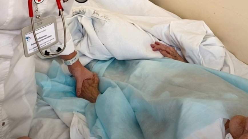 Уникальная пациентка попала в руки приморских хирургов накануне Дня Победы
