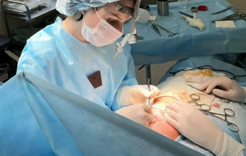 Большую редкость обнаружили врачи внутри молодой жительницы Приморья