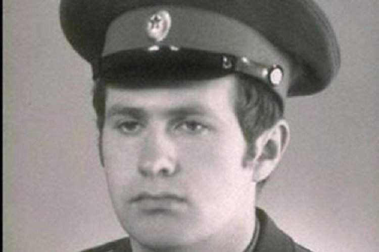 Эпатажный политик, рекордсмен по участию в президентских выборах. Он участвовал в предвыборной гонке шесть раз. Впервые баллотировался в 1991 году, в последний раз – в 2018-м.