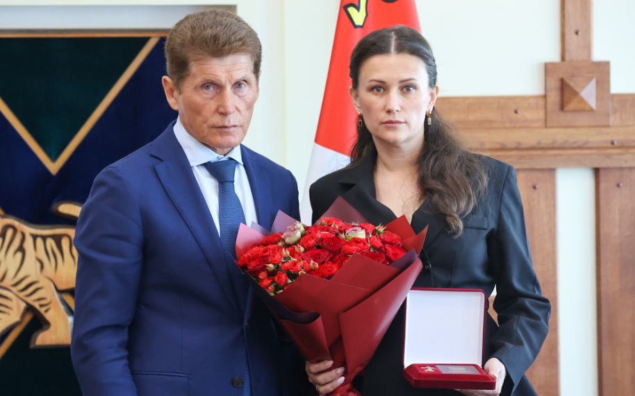 Высокие звания присвоены двум приморским бойцам посмертно 