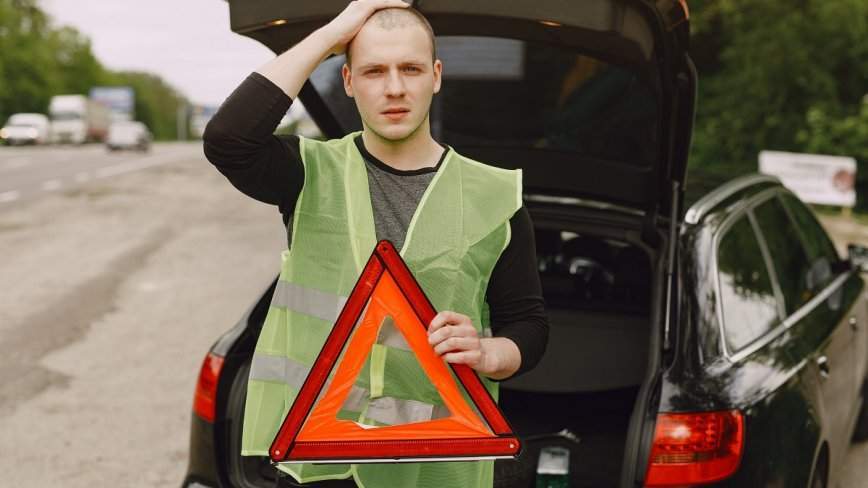 Определенный набор предметов в багажнике автомобиля понадобится на дороге и спасет жизнь