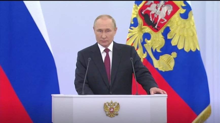 «Это они развязали войну»: Владимир Путин начал послание Федеральному собранию