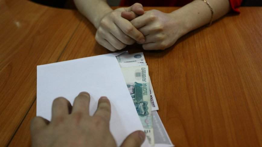 Угроза сесть в тюрьму заставила приморца раскошелиться