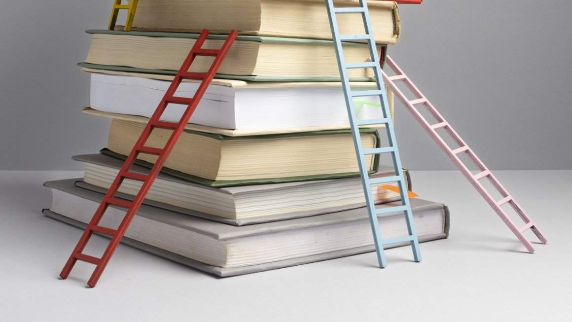 Тест: вы очень начитанный человек, если угадаете книгу по первому предложению