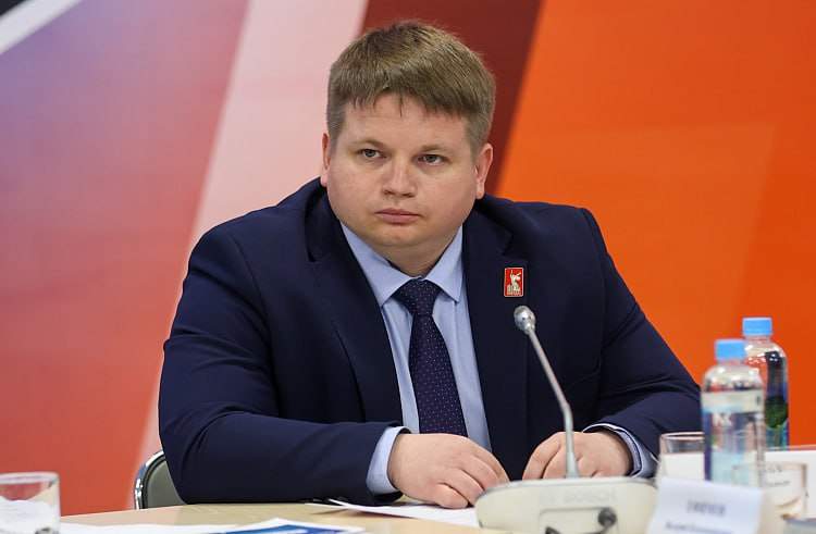 От теории к практике: «Герои Приморья» перенимают опыт у министров и глав муниципалитетов
