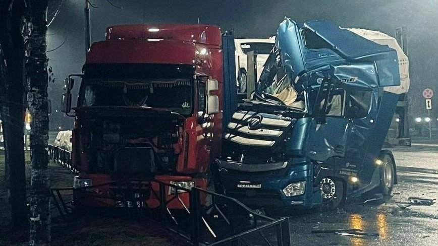 «Разворотило, как будто из фильма»: жесткое ДТП произошло в Приморье