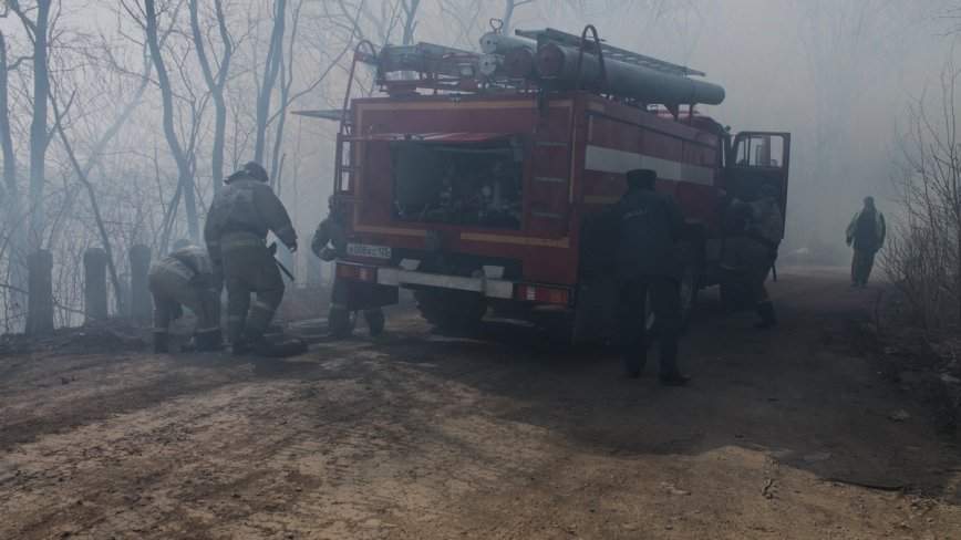 Тревожная осень: сразу два автомобиля сгорели в Приморье