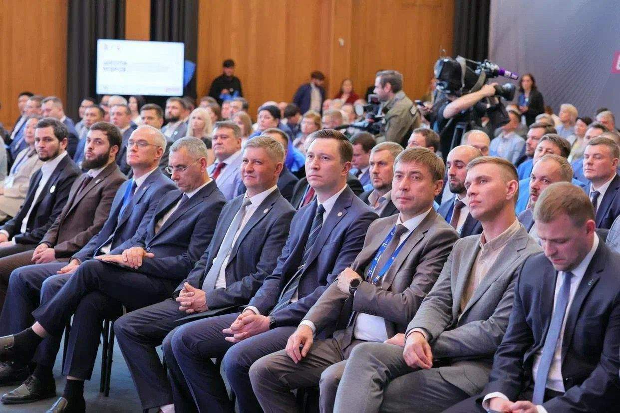 Российские управленцы завершили обучение по программе «Школа мэров»