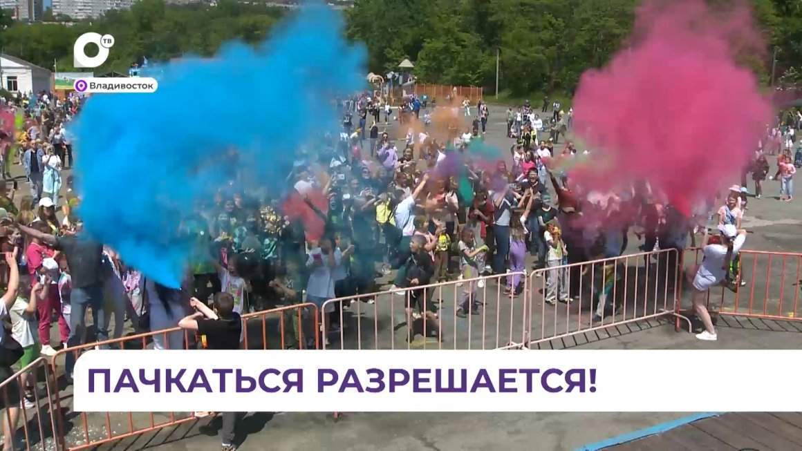 Без комментариев / Фестиваль красок холи / 03.06.24