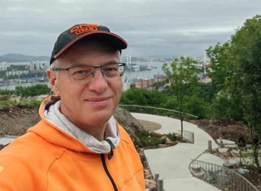 «Будем жить дальше»: владелец ДНС Дмитрий Алексеев прокомментировал пожар на складе 