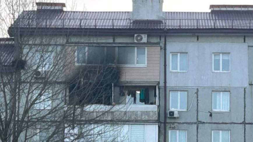 «Возгорание было в связи со взрывом»: странный пожар во Владивостоке будоражит горожан