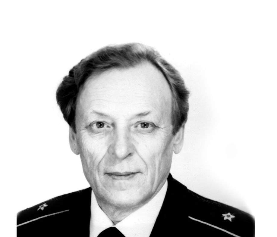 Памятное мероприятие провело УФСБ России по Тихоокеанскому флоту в месте захоронения контр-адмирала Николая Егоркина 