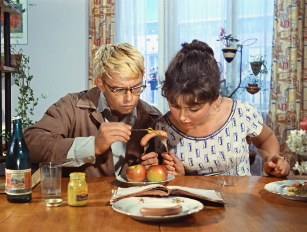 Тест: вы точно человек СССР, если ответите на 10/10 трудных вопросов по фильму «Операция Ы и другие приключения Шурика» 