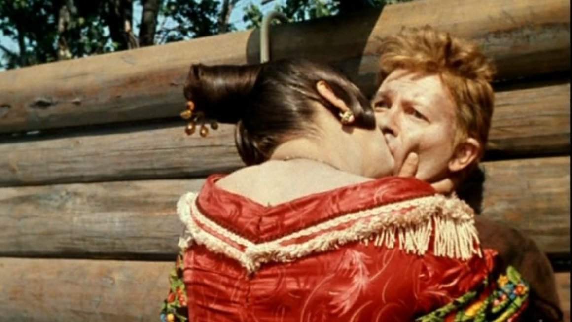 Тест: угадаете ли вы культовые советские фильмы о любви лишь по одному кадру