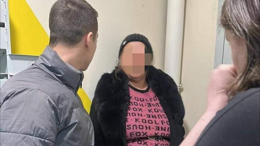 «Вы сейчас все сгорите»: жительница Владивостока разожгла костёр прямо в квартире