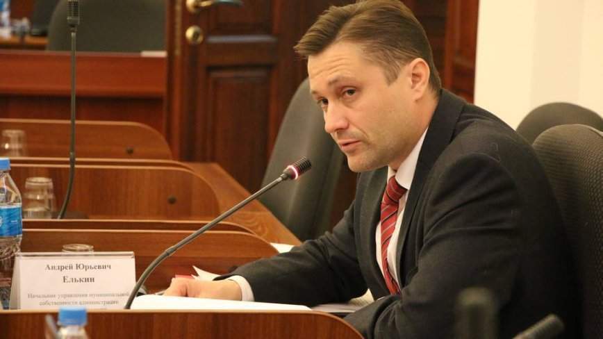 Хитрую схему миллионного обмана вскрыли в администрации Владивостока