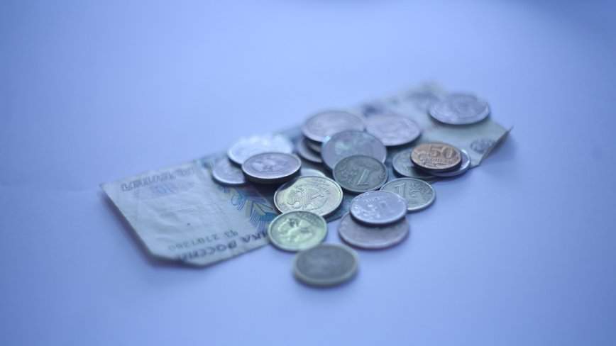Без лишних трат: некоторых работодателей обязали оплачивать проезд сотрудникам до работы