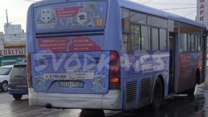 «Не выйдешь»: во Владивостоке водитель автобуса увез напуганную девочку
