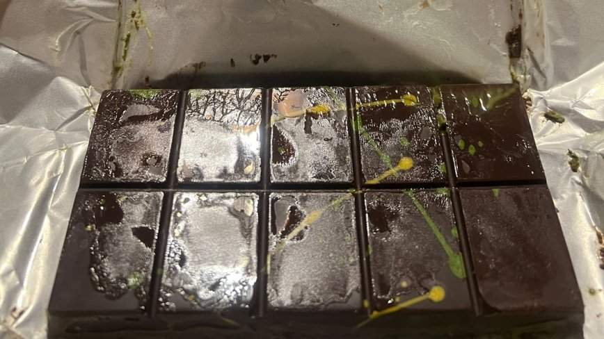 Популярный дубайский шоколад оказался бомбой замедленного действия