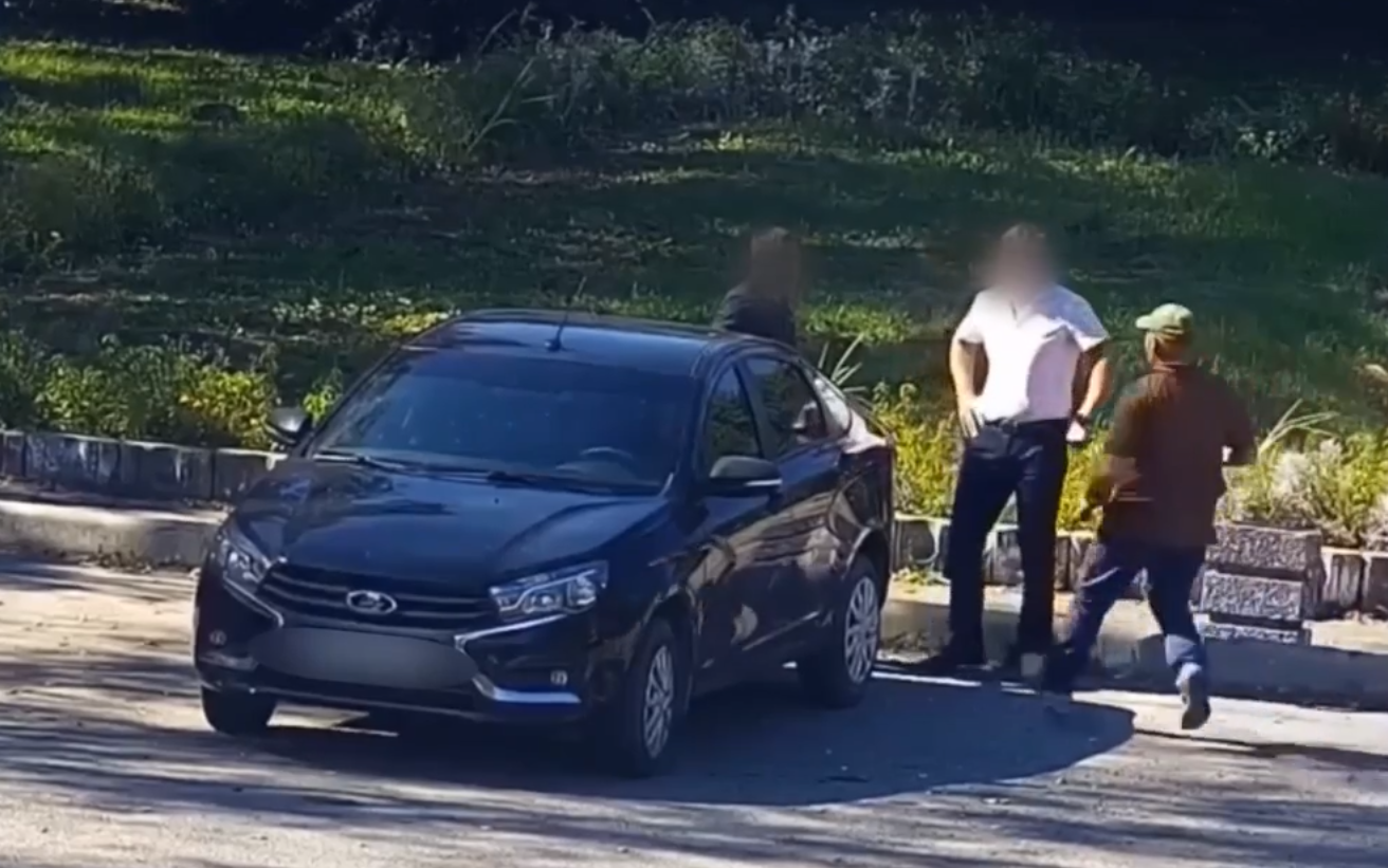 Генерального директора крупной компании задержали сотрудники ФСБ - видео