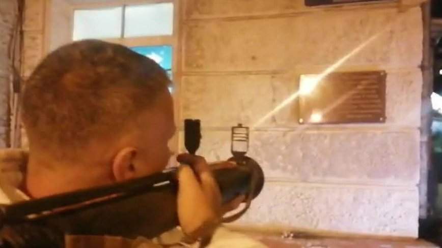 Доигрался: суд вынес приговор известному блогеру