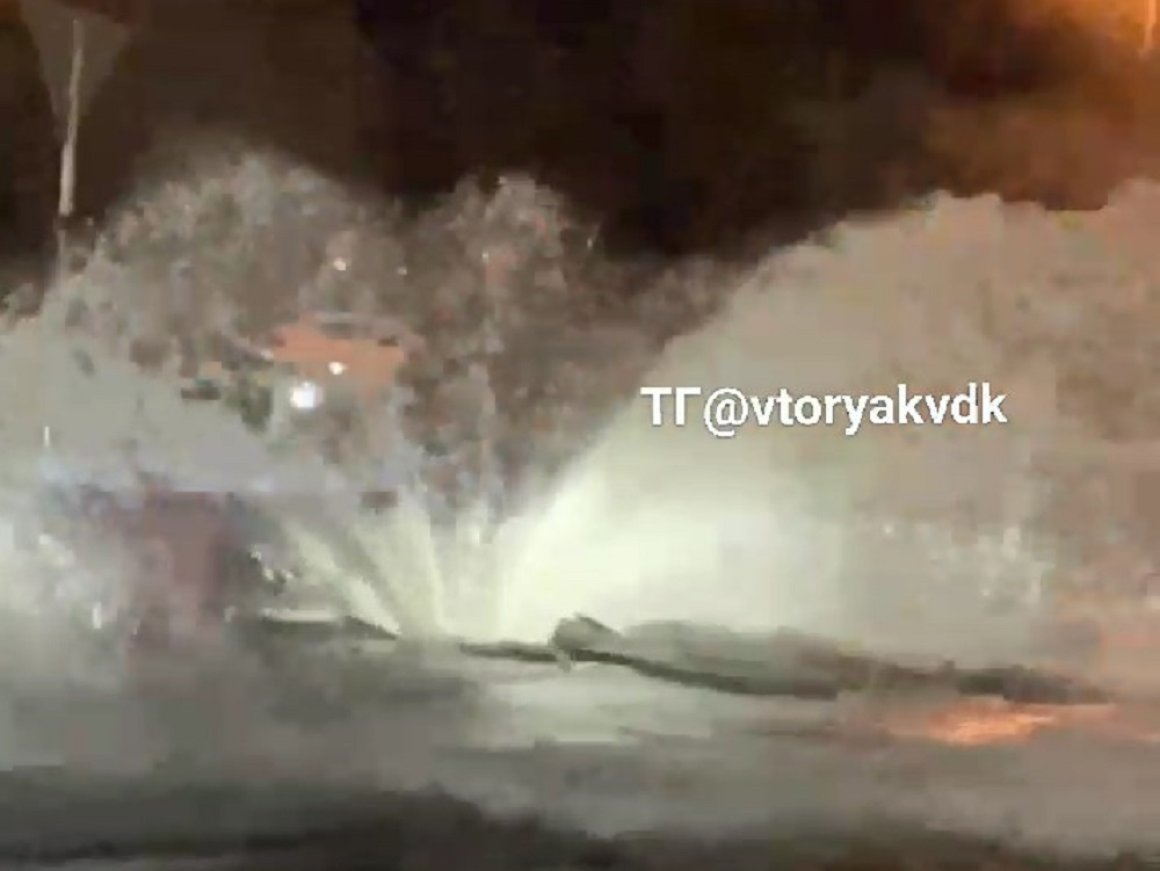 «Шикарно бьет»: коммунальное ЧП произошло во Владивостоке