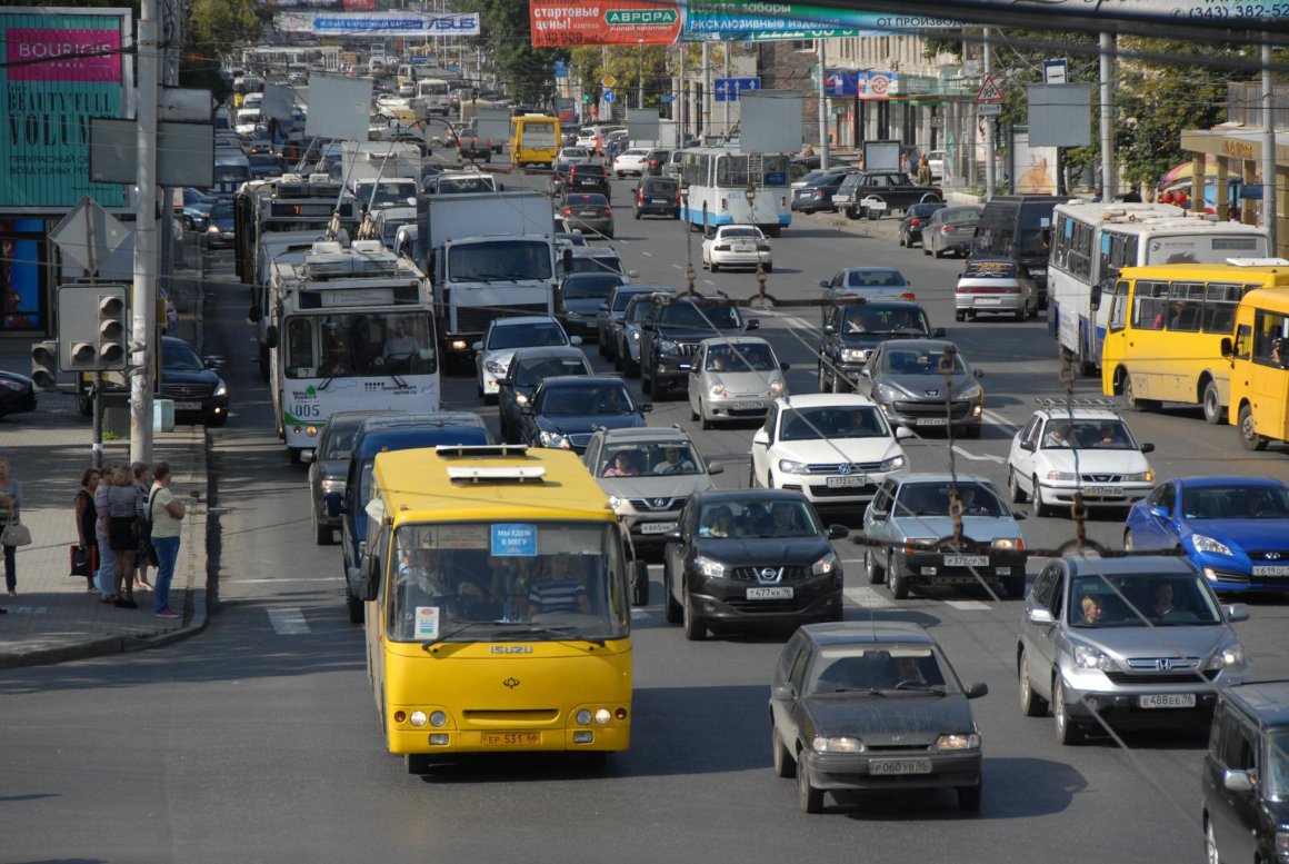 Нарушителям — штраф: власти Владивостока задумали изменить схему дорожного движения