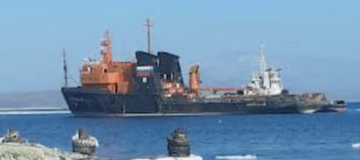 Капитан не увидел: ЧП с судном произошло у берегов Приморья