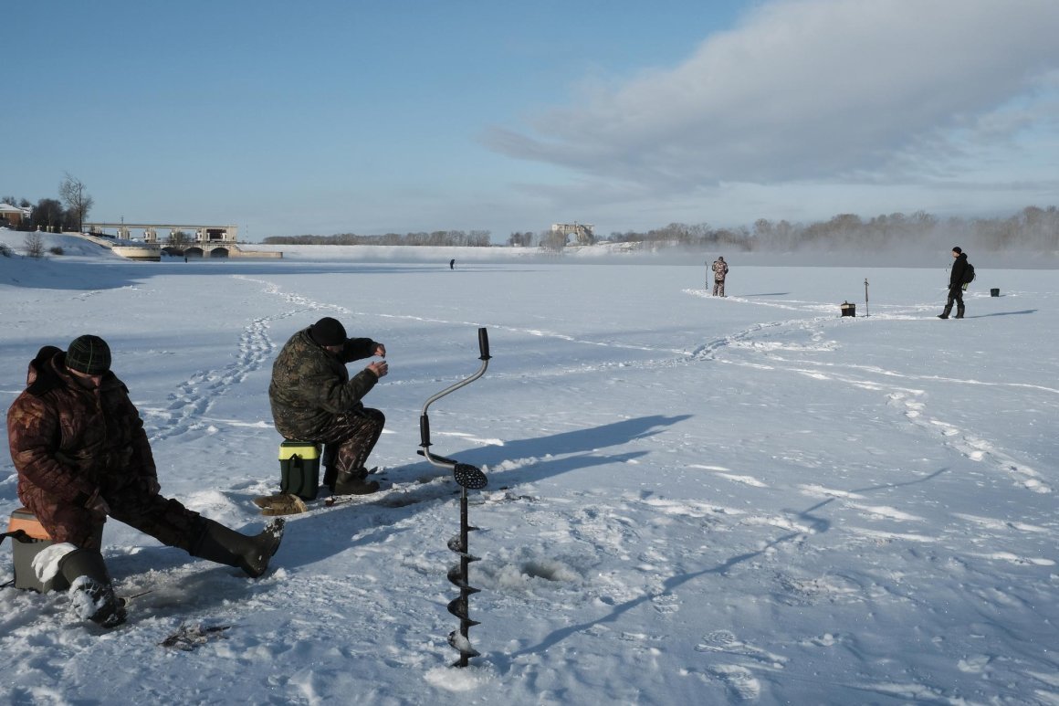 «Здесь золотое дно»: неожиданную находку обнаружил рыбак на реке в Приморье