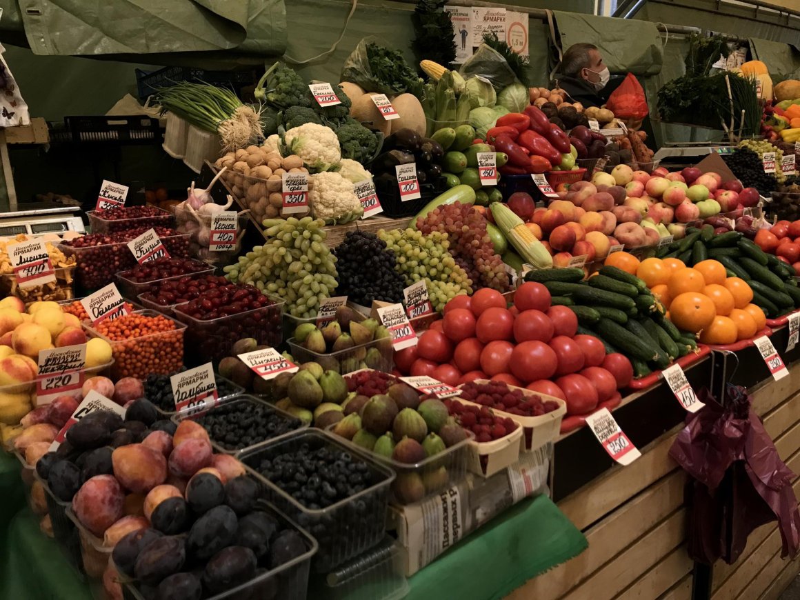 Цены в Приморье существенно снизились на несколько видов продуктов