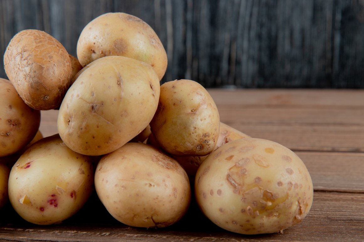 Крупную партию картофеля уничтожат в Приморье