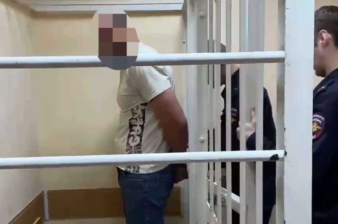 Во Владивостоке вскрылся преступный бизнес сотрудников ДПС и управляющего штрафстоянкой