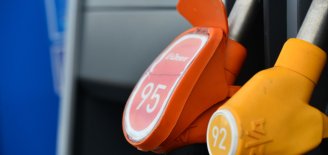 Изменились цены на бензин и дизельное топливо