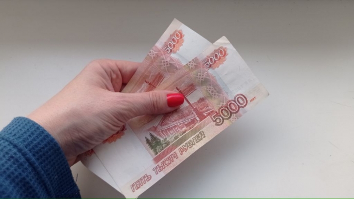 Пенсионеры могут получить дополнительные 10 тысяч рублей 