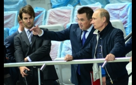 Владимир Путин предложил передать спорткомплекс во Владивостоке «Адмиралу»
