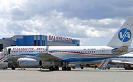 Развитие аэропорта Владивостока обсудили Владимир Миклушевский и Ли Янг Сон