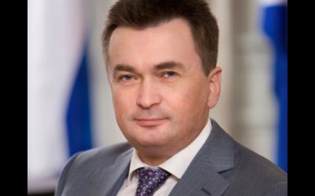 Владимир Миклушевский сохраняет позиции в рейтинге эффективных губернаторов в сфере ЖКХ