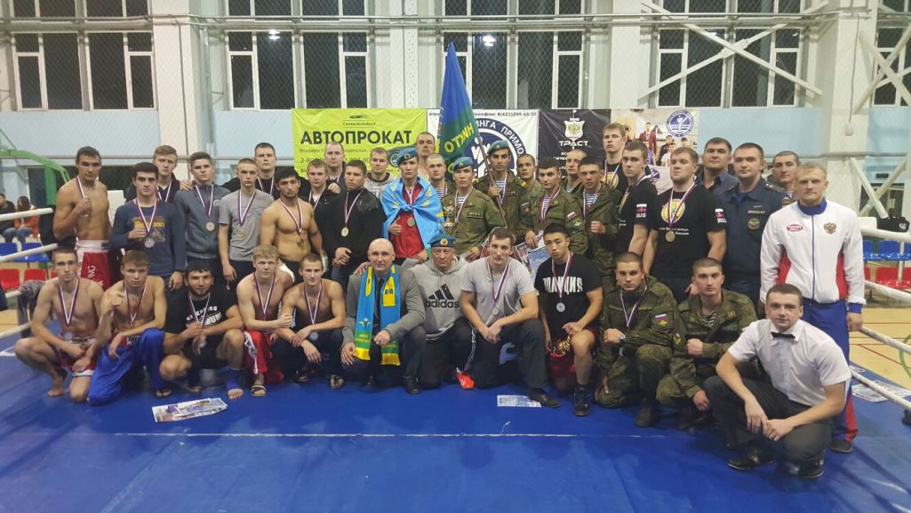 Военнослужащие и силовики Приморья встретились на турнире по кикбоксингу