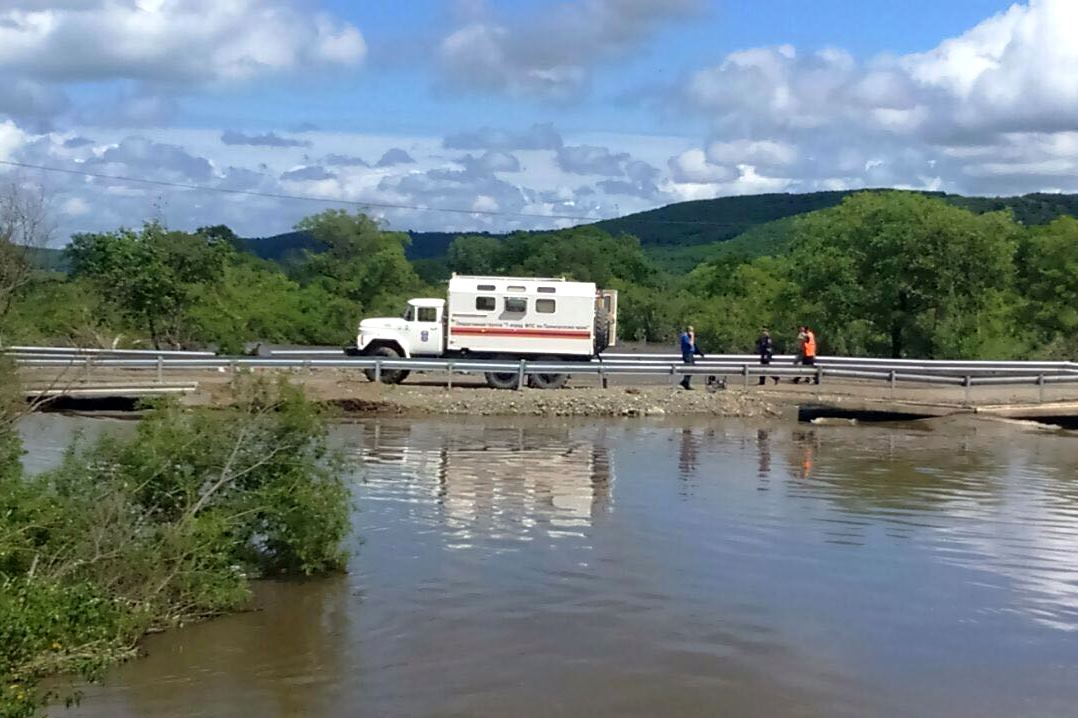 Погода село кроуновка. Село Кроуновка Приморский край. Новокачалинск Приморский край. Сопка Абрикосовая Кроуновка.