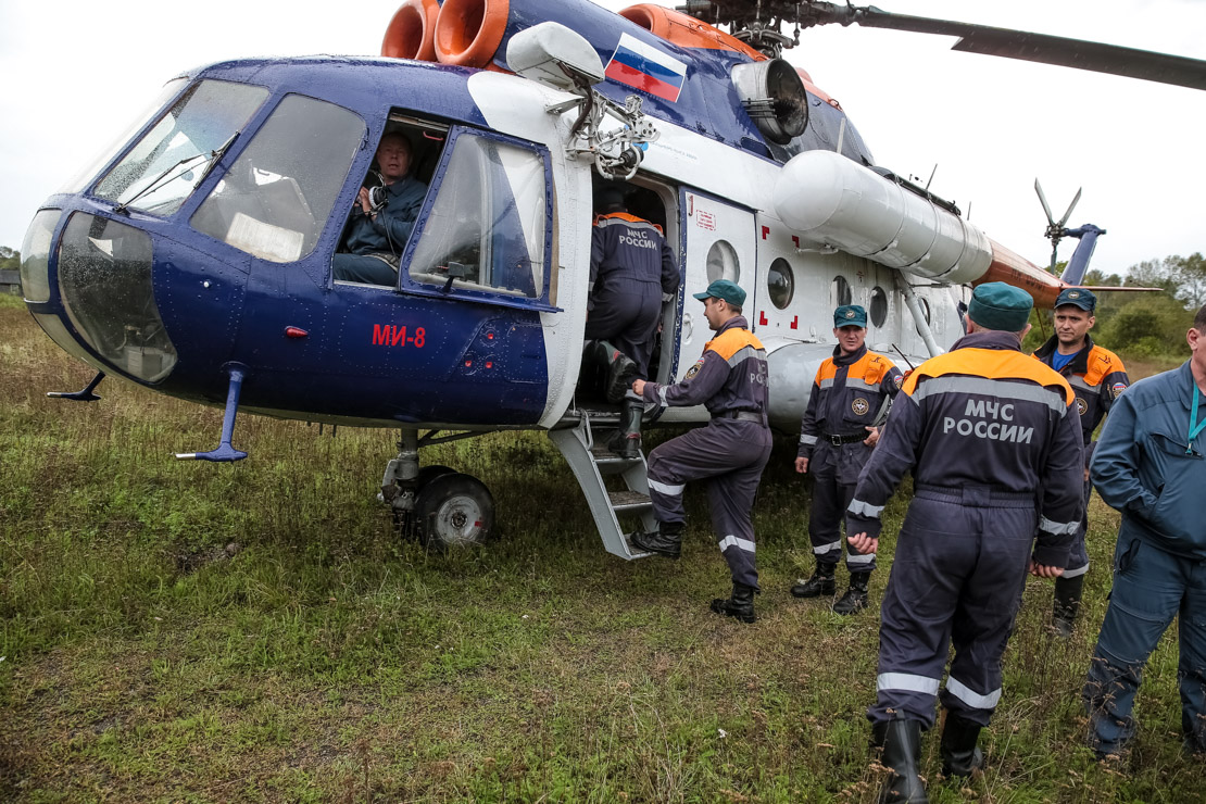 Еще два вертолета Ми-8 направлены на ликвидацию последствий ЧС в Приморье -  ОТВ-Прим - Общественное телевидение Приморья ОТВ