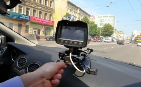 Во Владивостоке выявили более 2000 тысяч нарушения правил парковки