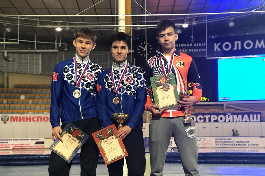 Приморский спортсмен выиграл «серебро» на Первенстве России по шорт-треку