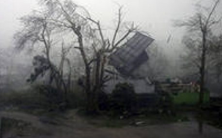 Сильный ветер сорвал крыши с домов в Приморье