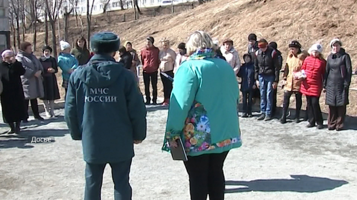 Во Владивостоке эвакуировали 10 детских садов