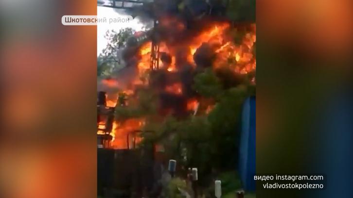 В Смоляниново произошёл пожар на электроподстанции