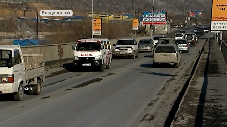Этой ночью Рудневский мост и другие магистрали Владивостока будут чистить от наледи