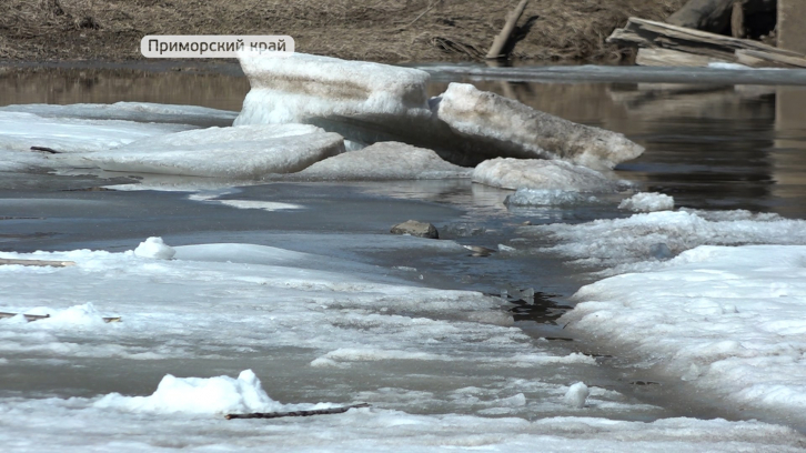 Спасатели фиксируют подъем рек некоторых районов Приморья 
